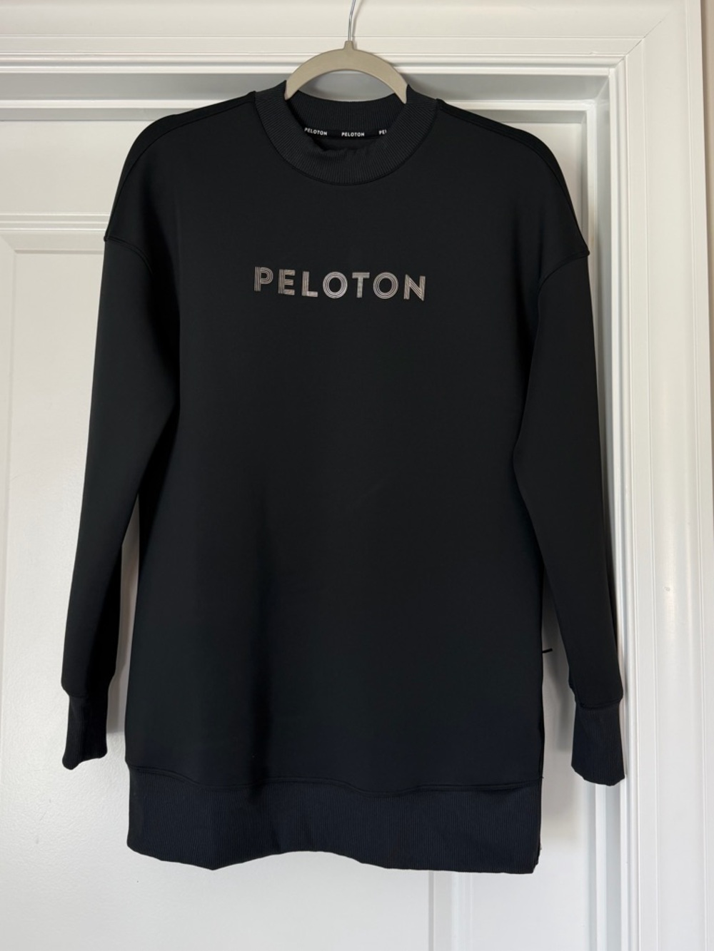 Peloton Women’s Black Crewneck